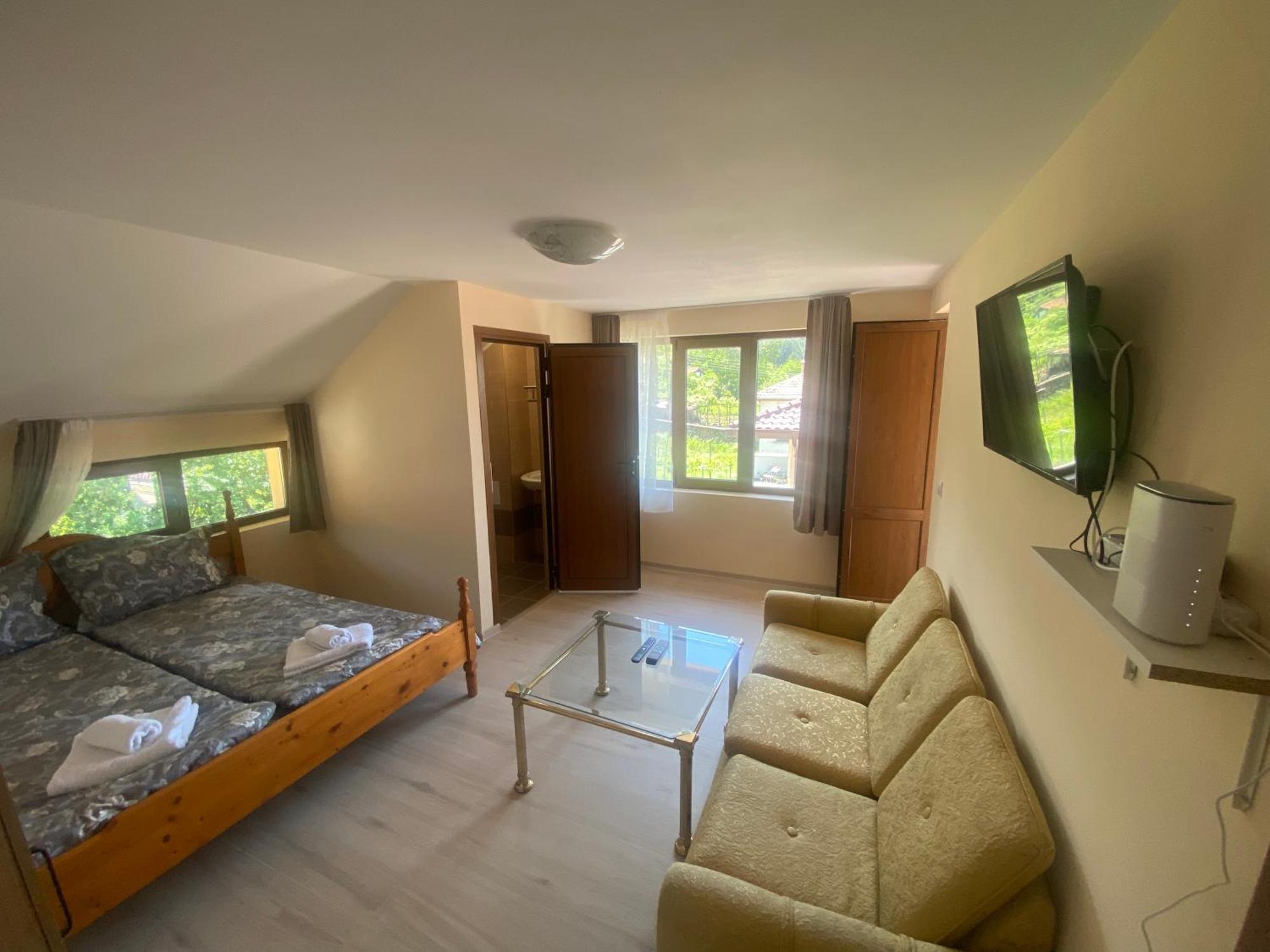 Анелия Hotel Sapareva Banya ภายนอก รูปภาพ